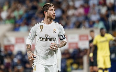 熊猫电竞动态-洛特伍本莫伊上演爆射破门帽子戏法